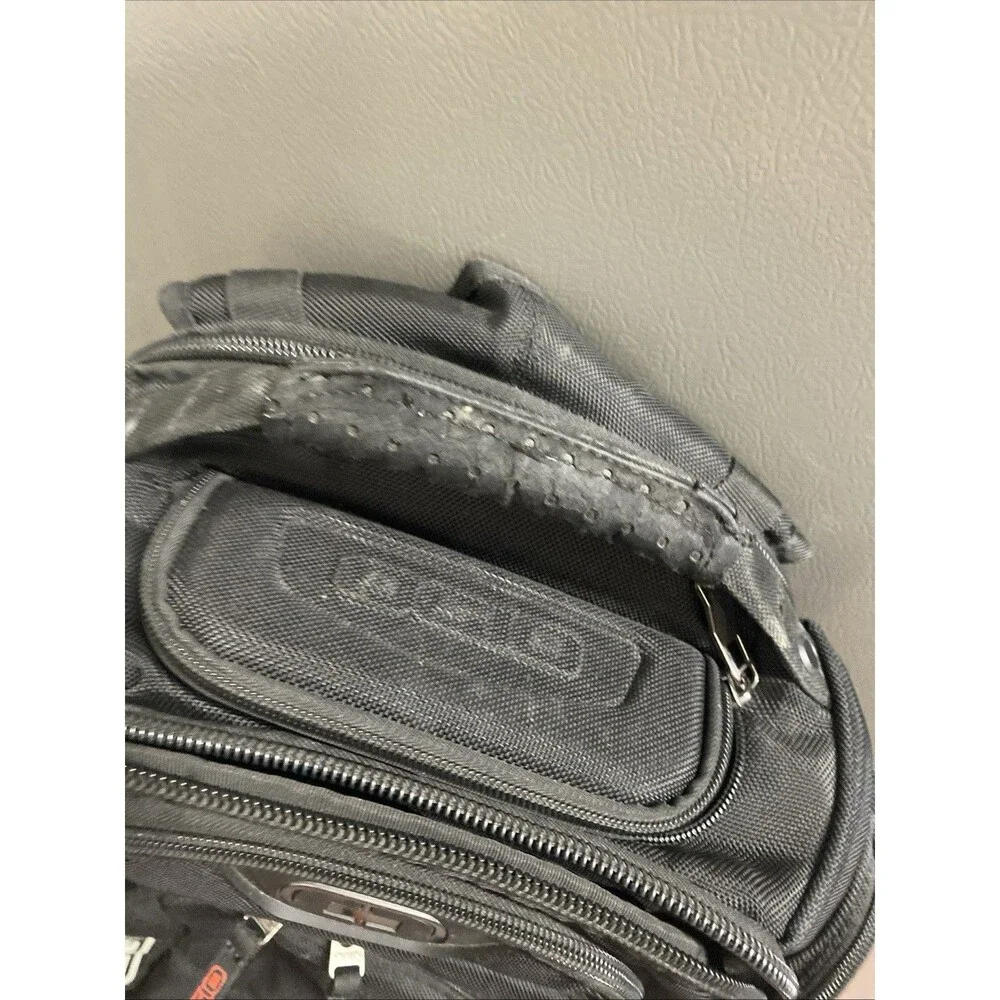 Ogio Renegade RSS Black Travel 17” Laptop Backpack
